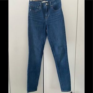 Levi’s 721 High Rise Skinny Jeans